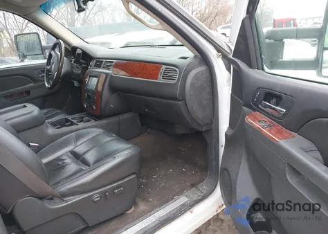 2010 Chevrolet Silverado 2500Hd Ltz z USA, uszkodzony, nr VIN 1GC4KYB62AF113636